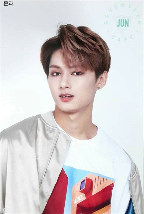 junhui seventeen|how old is junhui seventeen.